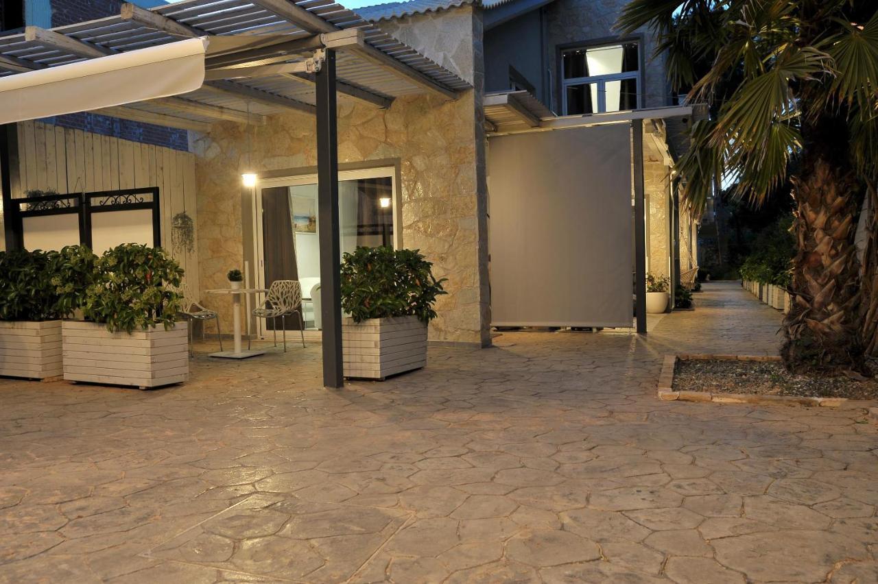 Alekos Luxury Suites Free 24H Transportation From - To Airport Αρτέμιδα Εξωτερικό φωτογραφία