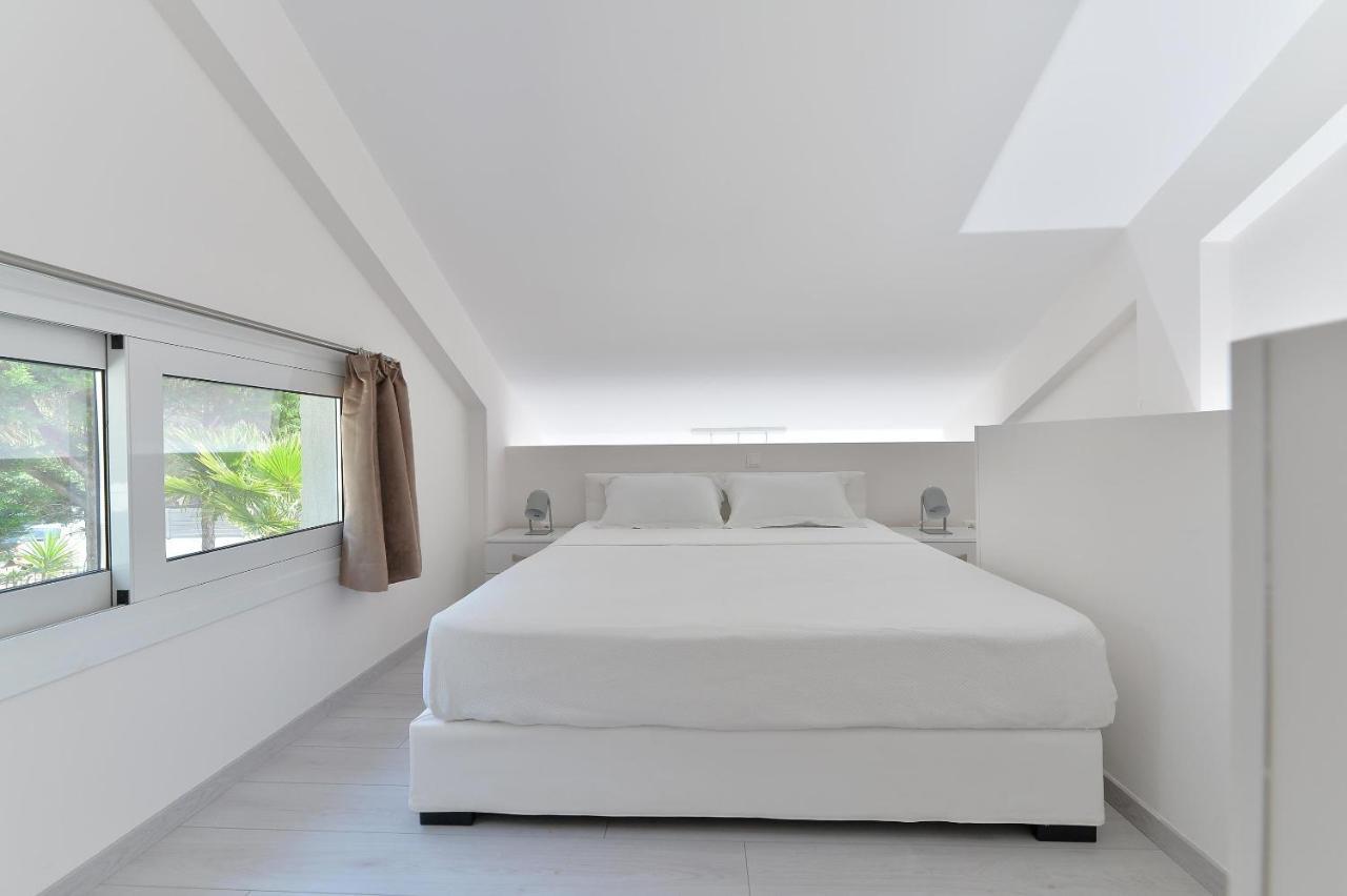 Alekos Luxury Suites Free 24H Transportation From - To Airport Αρτέμιδα Εξωτερικό φωτογραφία